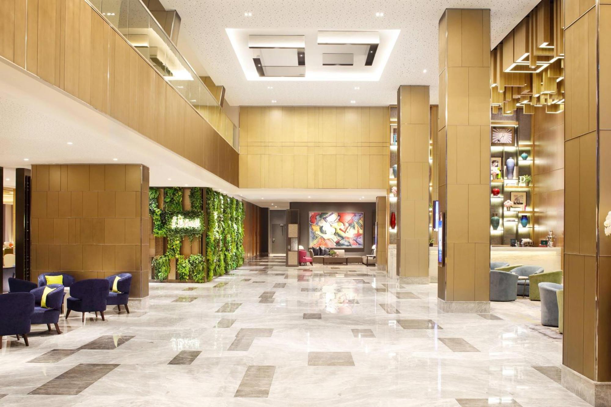 Four Points By Sheraton Surabaya, Tunjungan Plaza Buitenkant foto