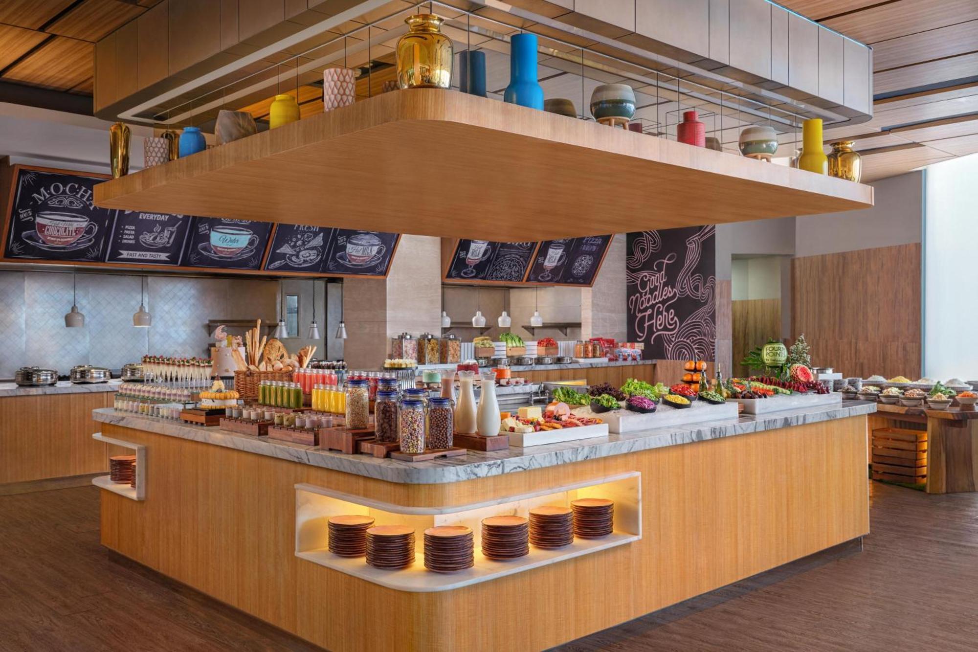 Four Points By Sheraton Surabaya, Tunjungan Plaza Buitenkant foto