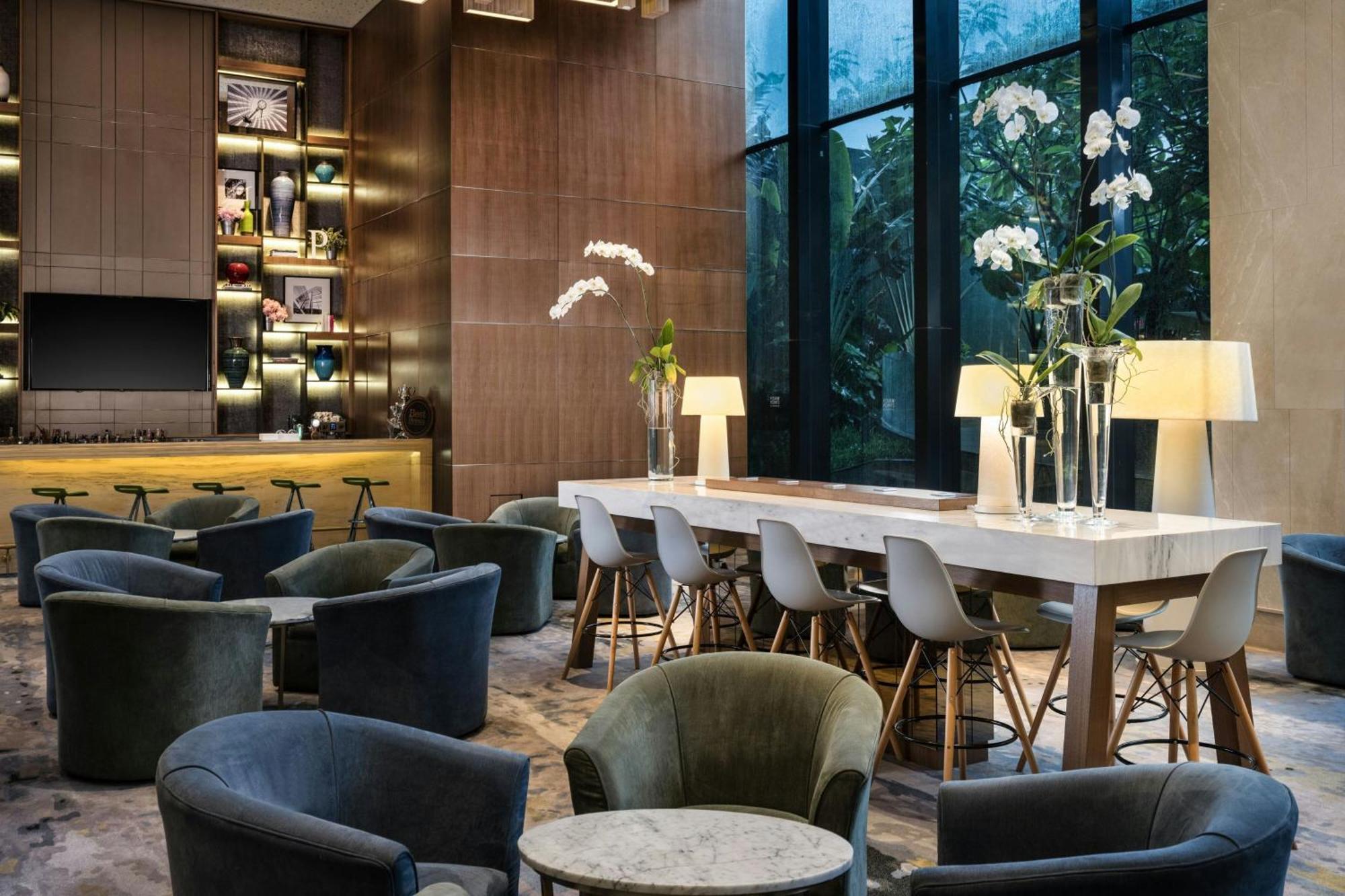 Four Points By Sheraton Surabaya, Tunjungan Plaza Buitenkant foto